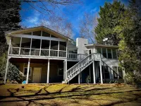 Lakefront ~ Boat ~ Kayaks ~ Fire Pit ~ Private Dock