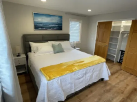 Penthouse Suite—Steps from Mayo Clinic Hospital