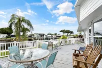 Nautical Haven 175 FT Private Waterfront/Dock/ Kayaks/Bicycles/5 Min to Shopping