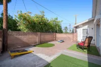 Desert Paradise w/ 2 masters, pool, & golf