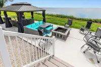 Lighthouse Retreat Close to Lambeau Fieldand the AmazingDoor County Fall Color