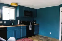 The Study - An Ode to Literature - 1 bedroom beautiful home