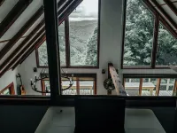 Mountain View~ Hot Tub ~ Pool ~ Arcade ~ Firepit ~ Ample Parking ~ Hatley Pointe