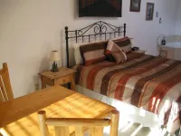 Large Downtown Loft At The Rivers' Confluence, Walk To Restaurants