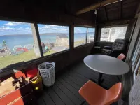 Beautiful Hubbard Lake Waterfront Cottage 1 - 2-Sterne