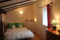 Cosy gîte based in the heart of a rural village, 25 mins from Carcassonne
