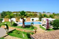 EUGENIO VILLA WITH PRIVATE POOL - Wi-Fi