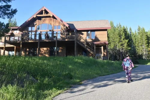 Large Private Home - on Groomed Ski Trail