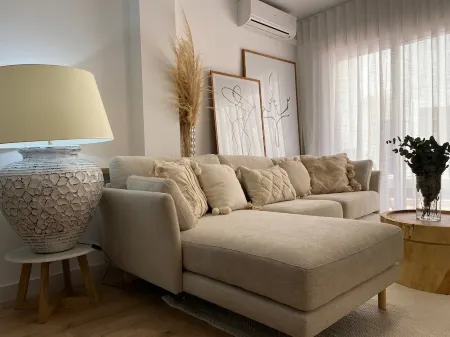 Nice house in San José 500 meters from the beach Отели рядом с достопримечательностью «Camping Albergue Tau»