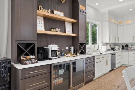 Luxury House Heated Pool Till Mid Nov, 2 Hot Tubs, Sauna, Fire Pit, Photo Area