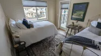 Luxury Lakefront Escape with Stunning Views at Sparks Marina