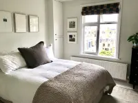 Stylish Notting Hill flat near Portobello Road Hotels in Notting Hill