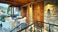 Vasilikis Stone House Hotels in Faloria