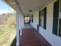 Lovely Farmhouse with beautiful views
