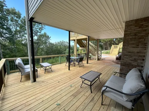 The Bear Cave - Jasper GA Hotels in Pickens County