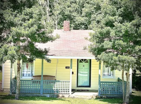 Frog Holler Cottage