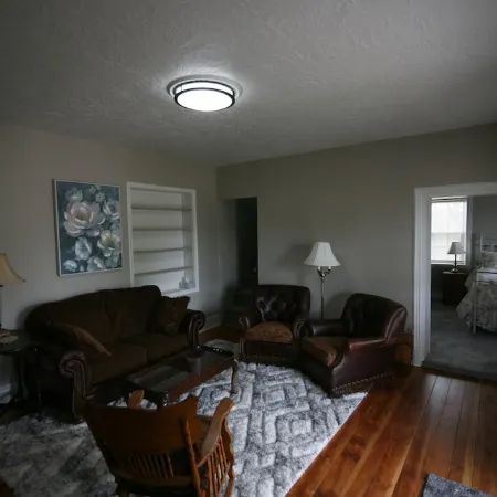 Charming 5-bedroom house with WiFi and AC in Beautiful Manti Utah.