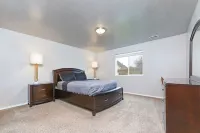 Comfortable 3 bed 2 bath home in Nampa - Sleeps 6 Hotel in zona College of Western Idaho