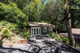 VillaNola! Your Santa Cruz Mnts Abode Under Redwoods, No Crowds & All Adventure!