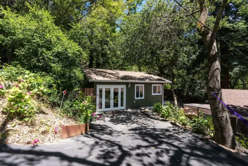 VillaNola! Your Santa Cruz Mnts Abode Under Redwoods, No Crowds & All Adventure!