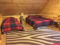 Romantic getaway in Southeastern Ohio.  Family and pet friendly.