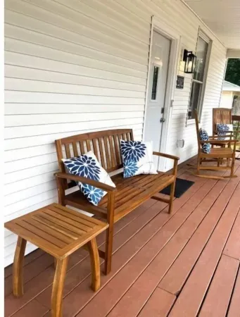 Lakeside on Greenwood Отели рядом с достопримечательностью «Беюкма Плейфилд»