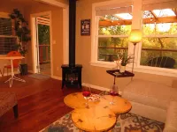 Wildlife Viewing Overlooking Sonoma Creek In The Heart Of The Wine Country!