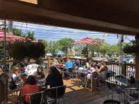 Marina View/Rooftop deck! Walk to Silver Beach/downtown! 2 Restaurants nextdoor