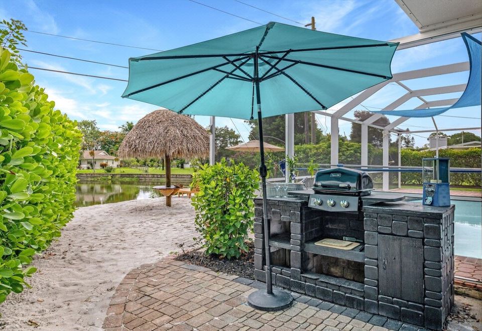 Blue Beach Bungalow 이미지