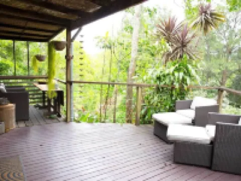 Perched on the bank of Broughton Mill Creek & only 500 meters from Berry centre โรงแรมในBerry