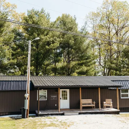 Lumber Lodge RRG - COMFY WOODSY STAY - in RRG/Auxier