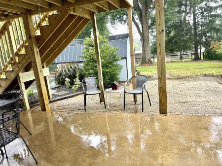 1st Floor Condo: Min to Nook, Amish Ctry, Hershey, Lancaster City: PetFriendly