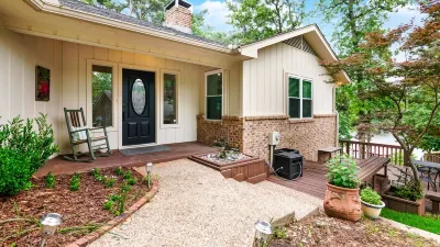Lake Front - Hot Tub - Great Views - Fire Pit - Kayaks - Holly Lake Ranch