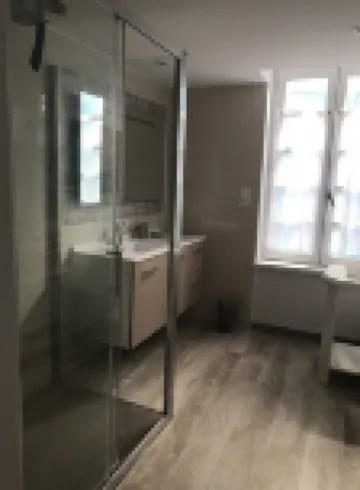 Renovated apartment in the heart of Mirepoix cutlery