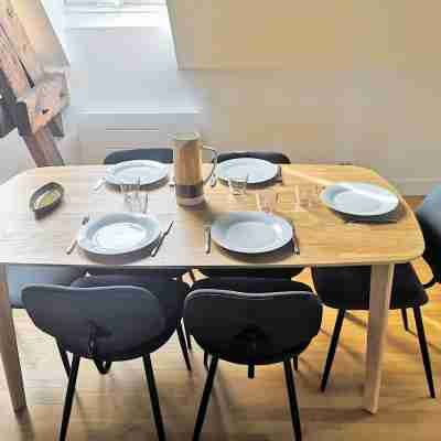 Superb apartment - heart of old town -  Cathedral view Dining/Meeting Rooms