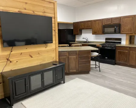 Cozy first floor at the heart of downtown Viroqua Hotel di Viroqua