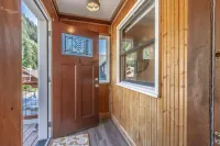 Spacious suite in the heart of downtown