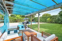 Charming 3-bedroom house in West Palm Beach with Pool and Hottub