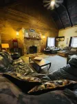 Rustic cabin just outside of Madison! - 3-Star