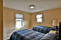 Hayward - 5 Bedroom, sleeps 10 Hotels in Hayward