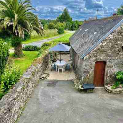 3 Bedroom Private Vacation Home in Morlaix Hotel Exterior