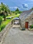 3 Bedroom Private Vacation Home in Morlaix Hotel dekat Viaduct
