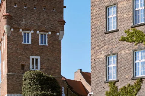 Stradom House, Autograph Collection