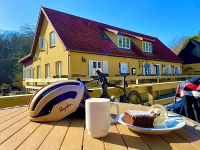 Hotel Skovly Các khách sạn gần Sân bay Bornholm