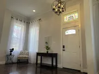 Historic 3 Story Home - Sleeps 20! Hotels near CVS