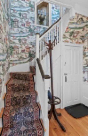 Spacious 1Br on Salem Common l Steps to Downtown l Fenced in Yard + Parking