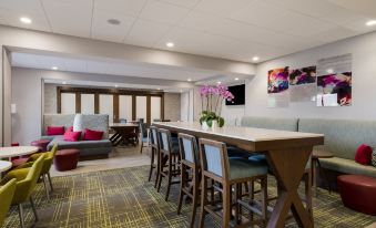 Hampton Inn by Hilton Concord