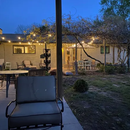 Murfreesboro Mid-Century Modern with AC, WiFi