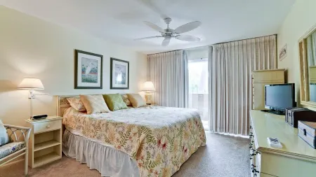 Whitney Beach Gulfside With Balcony! 30 day lease but real occupancy negotiable.