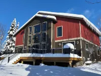 Paradise Shores & Fish Galore ~Your Own Private Beach & Dock!